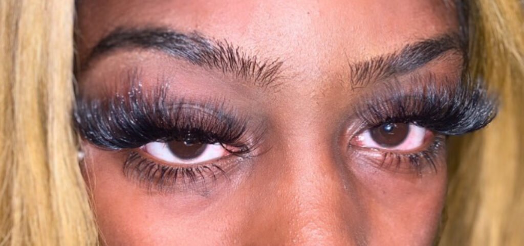 Full Mega Volume lash extensions - hallandale beach FL