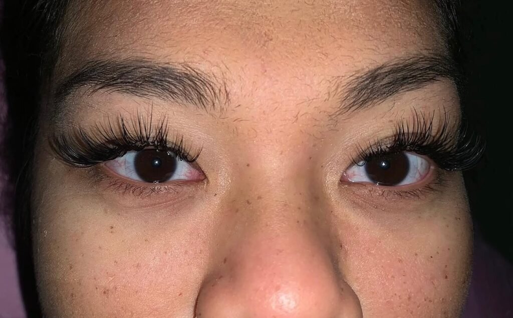 natural lash extensions - hallandale beach FL
